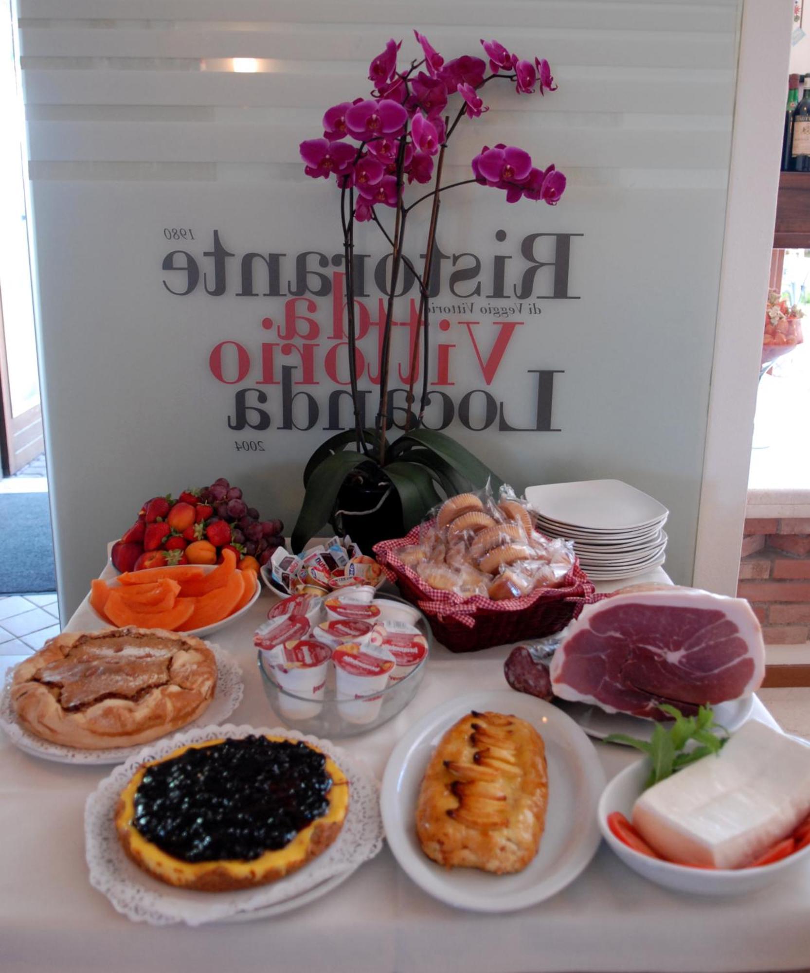 Locanda Da Vittorio Manerba del Garda Bagian luar foto