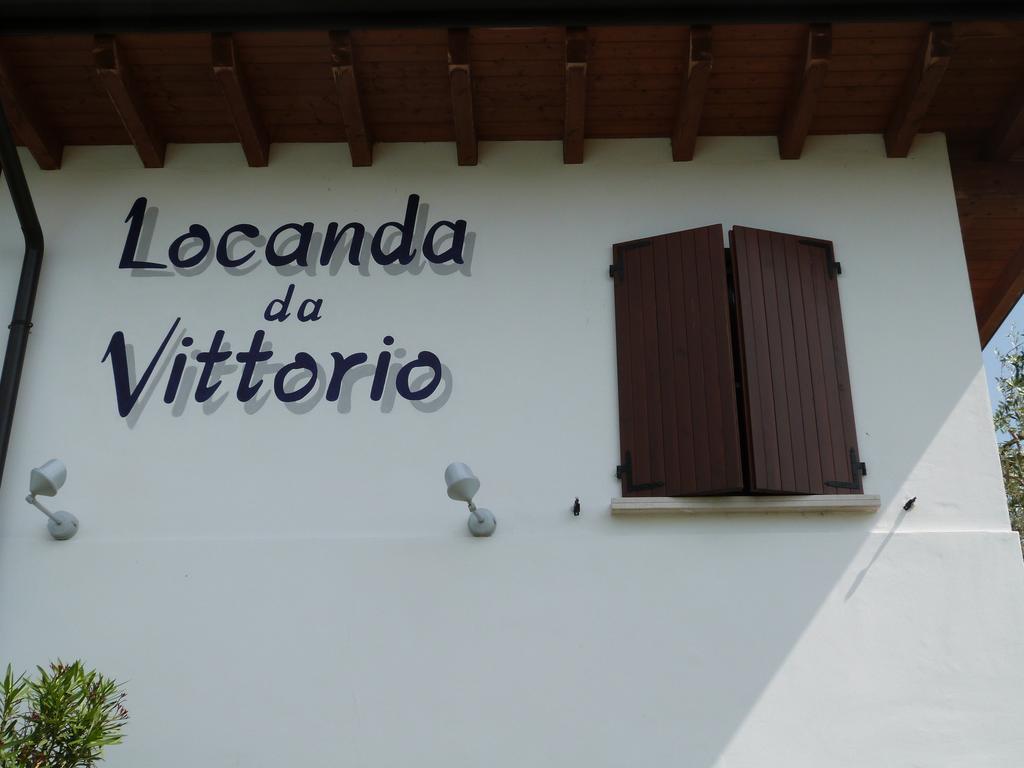 Locanda Da Vittorio Manerba del Garda Bagian luar foto